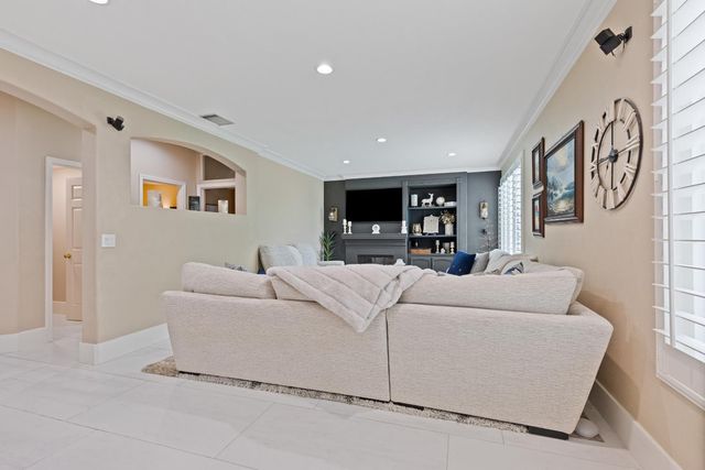 5536 Tripp Way, Rocklin, CA 95765