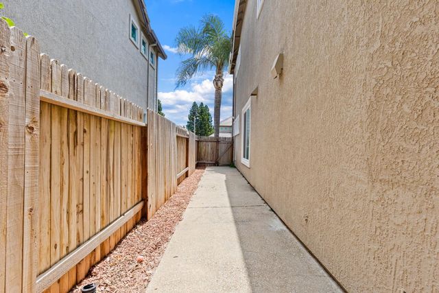 5536 Tripp Way, Rocklin, CA 95765