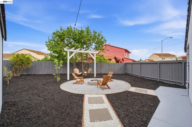 3568 Cattail Ct, Union City, CA 94587