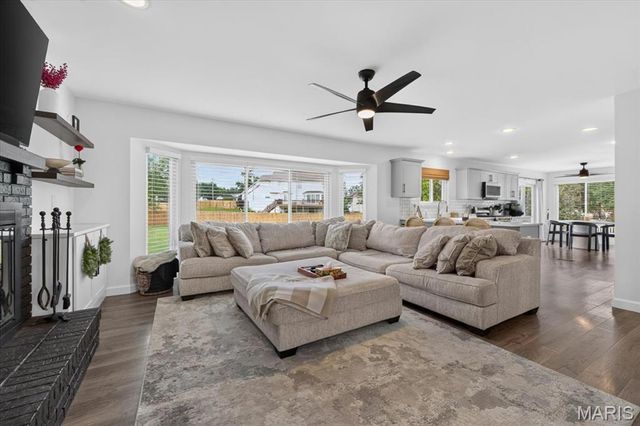 48 Macey Lynne Court, St Peters, MO 63376