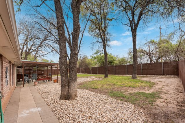 4810 W Wedgefield Road, Granbury, TX 76049