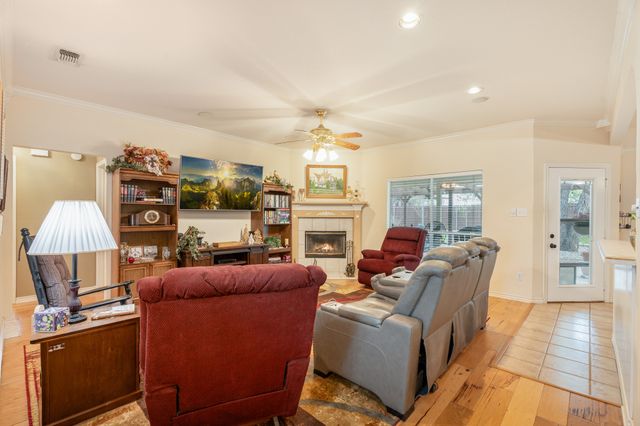 4810 W Wedgefield Road, Granbury, TX 76049