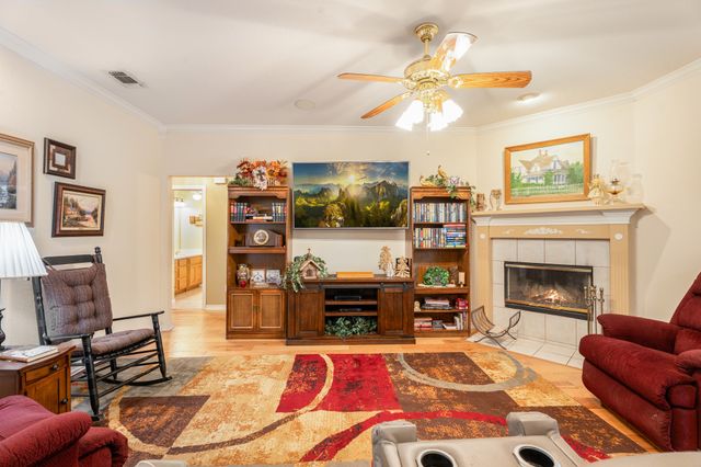 4810 W Wedgefield Road, Granbury, TX 76049