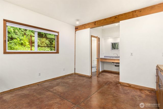 13984 Toad Holler PL NE, Bainbridge Island, WA 98110