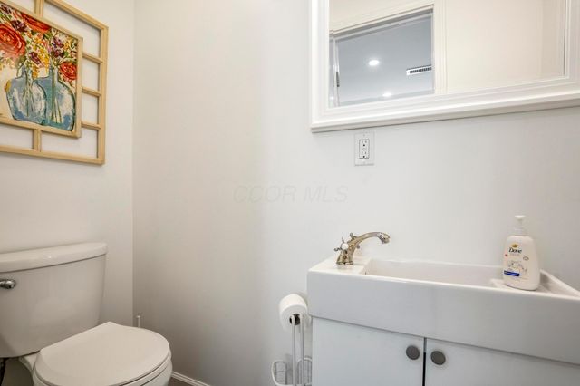 1997 Ferris Road, Columbus, OH 43224