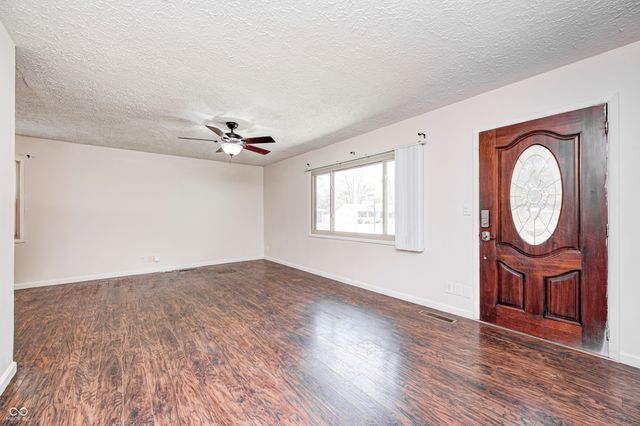 423 W Janet Drive, Brownsburg, IN 46112
