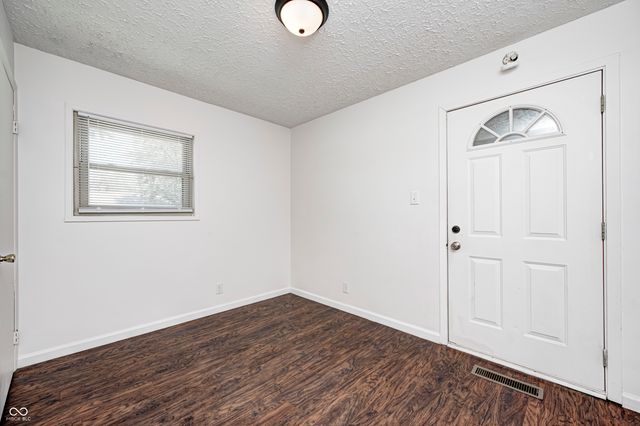 423 W Janet Drive, Brownsburg, IN 46112
