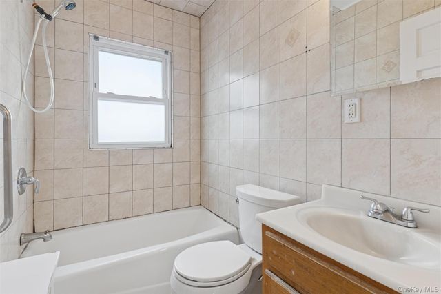 14 Tilrose Avenue, Oceanside, NY 11572