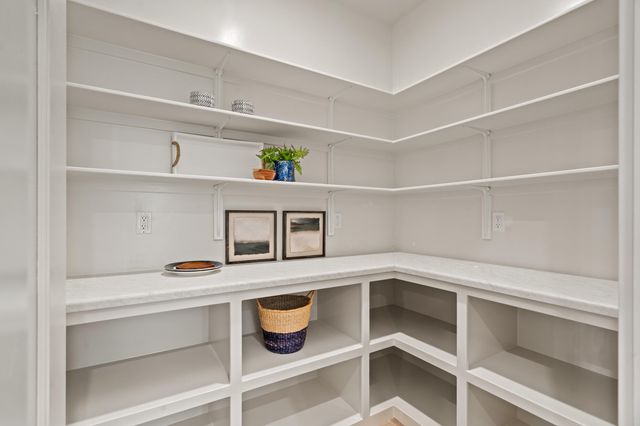 4800 WHISPER CT, Columbia, MO 65203