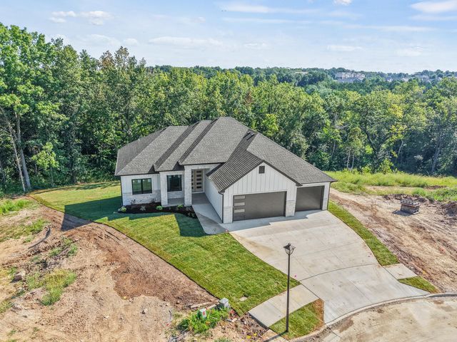 4800 WHISPER CT, Columbia, MO 65203