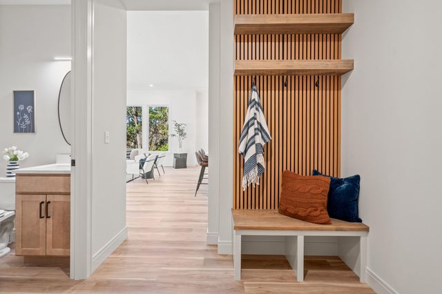 4800 WHISPER CT, Columbia, MO 65203