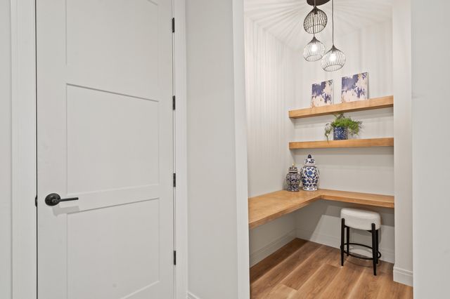 4800 WHISPER CT, Columbia, MO 65203