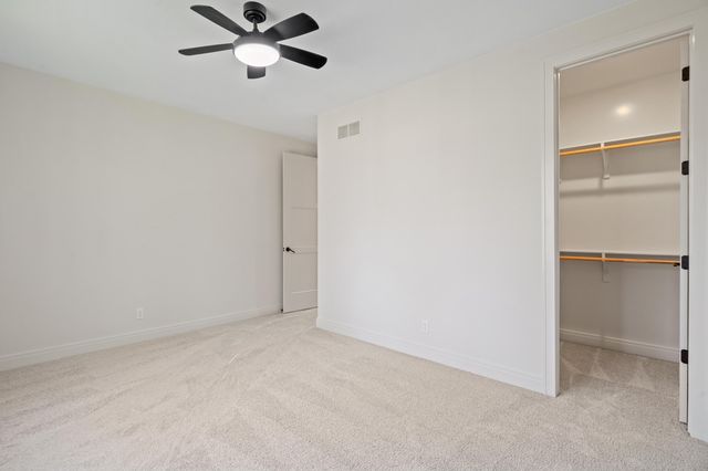 4800 WHISPER CT, Columbia, MO 65203