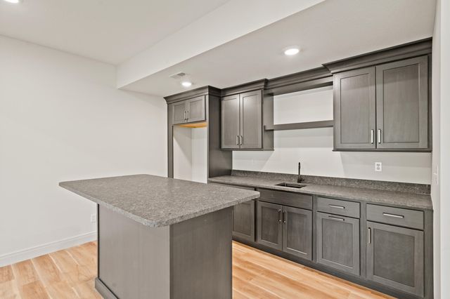 4800 WHISPER CT, Columbia, MO 65203