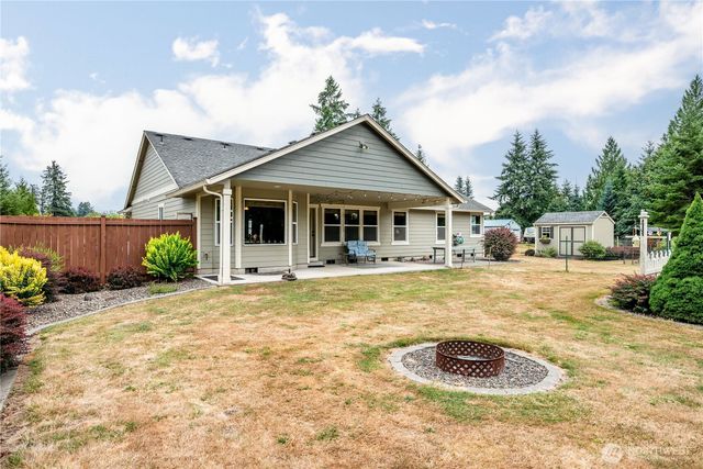 701 PH 10, Castle Rock, WA 98611