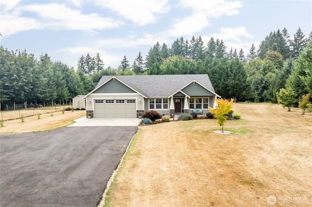 701 PH 10, Castle Rock, WA 98611