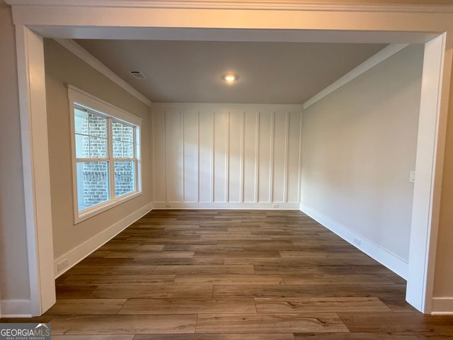 5512 Tullis Drive, Gainesville, GA 30507