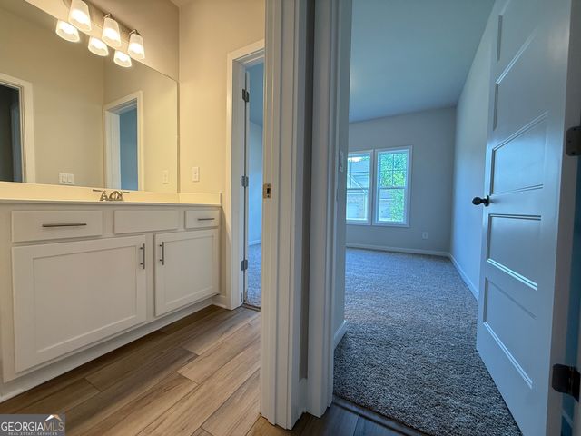 5512 Tullis Drive, Gainesville, GA 30507