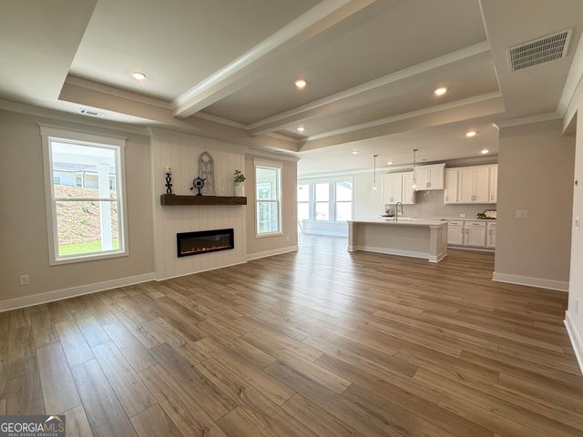 5512 Tullis Drive, Gainesville, GA 30507