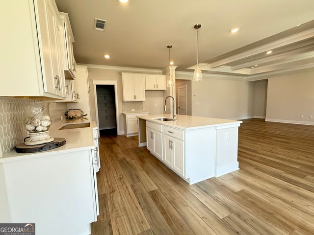 5512 Tullis Drive, Gainesville, GA 30507