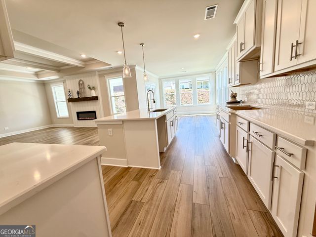 5512 Tullis Drive, Gainesville, GA 30507