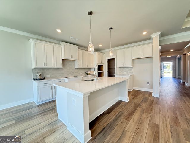 5512 Tullis Drive, Gainesville, GA 30507
