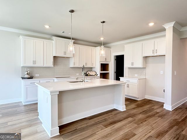 5512 Tullis Drive, Gainesville, GA 30507