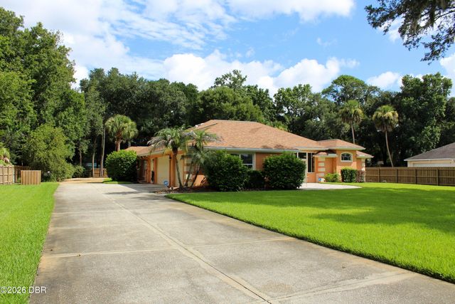 751 Calle Grande Street, Ormond Beach, FL 32174