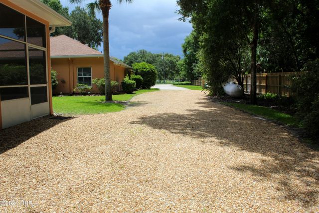 751 Calle Grande Street, Ormond Beach, FL 32174