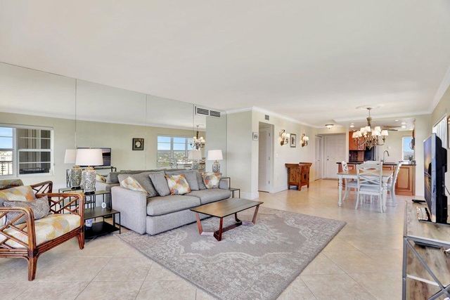 1021 Hillsboro Mile 1108, Hillsboro Beach, FL 33062