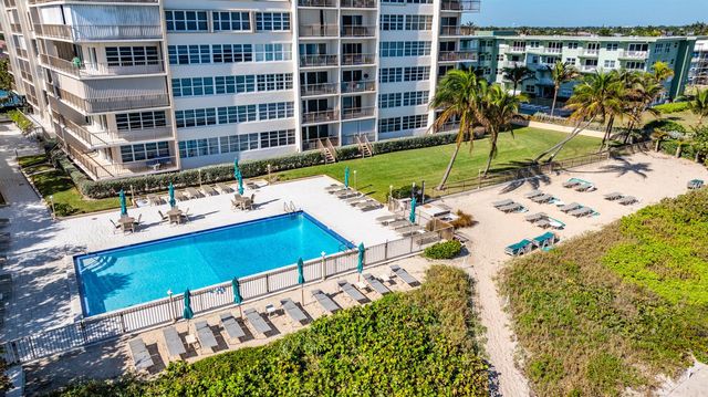 1021 Hillsboro Mile 1108, Hillsboro Beach, FL 33062