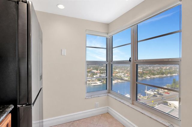 1021 Hillsboro Mile 1108, Hillsboro Beach, FL 33062