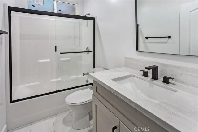 216-- 218 N Park View Street, Los Angeles, CA 90026