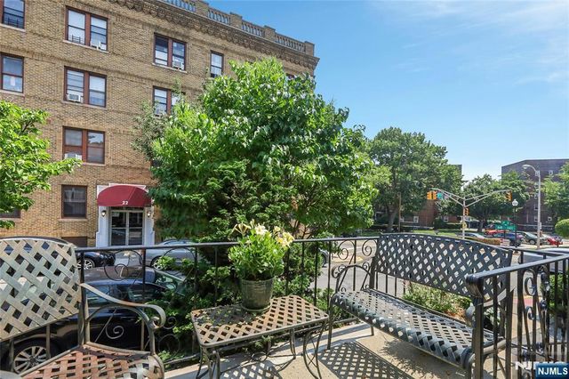 27 73rd Street, North Bergen, NJ 07047
