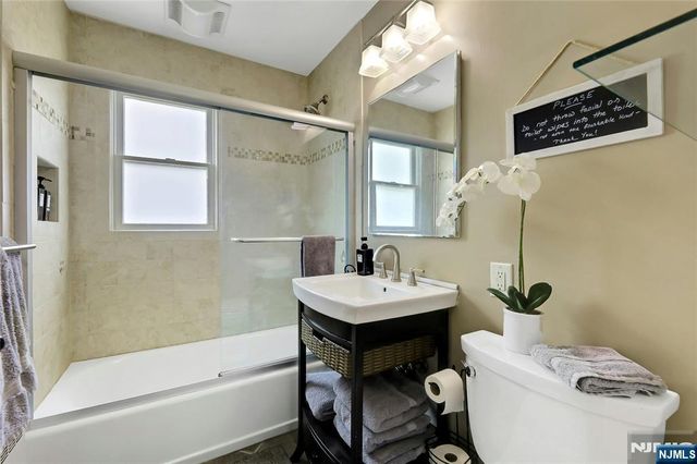 27 73rd Street, North Bergen, NJ 07047