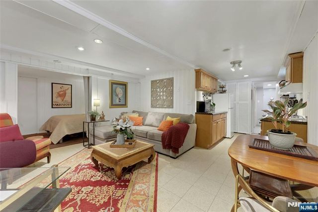 27 73rd Street, North Bergen, NJ 07047