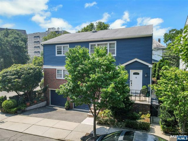27 73rd Street, North Bergen, NJ 07047