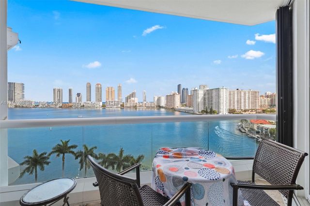 2600 Island Boulevard 1006, Aventura, FL 33160