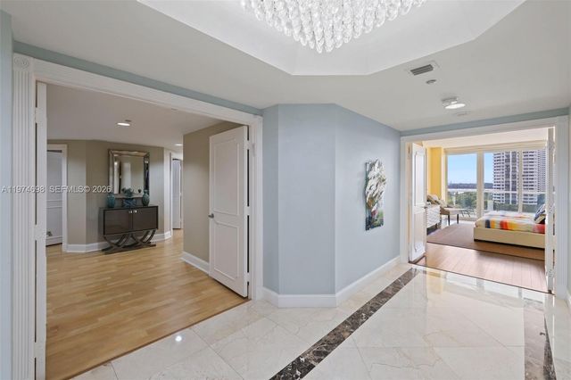 2600 Island Boulevard 1006, Aventura, FL 33160