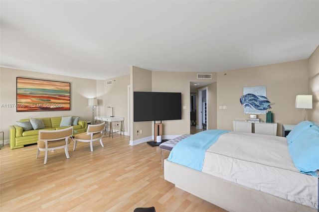 2600 Island Boulevard 1006, Aventura, FL 33160