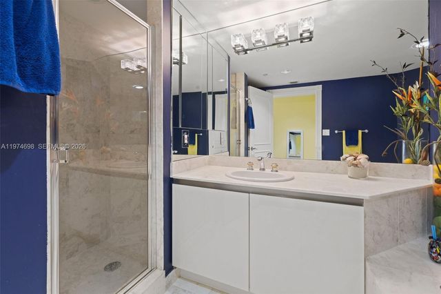 2600 Island Boulevard 1006, Aventura, FL 33160