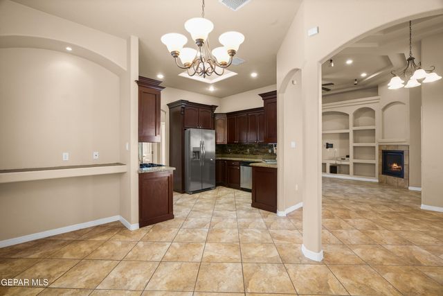 14737 Cactus Ridge Lane, Horizon City, TX 79928