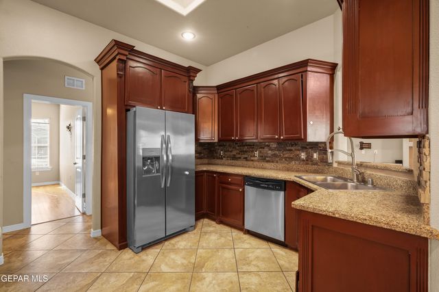 14737 Cactus Ridge Lane, Horizon City, TX 79928