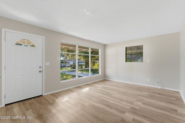 2514 RED ROBIN Drive E, Jacksonville, FL 32210