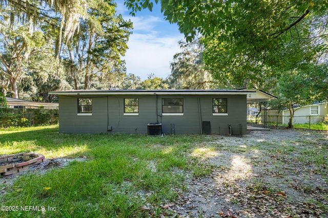2514 RED ROBIN Drive E, Jacksonville, FL 32210