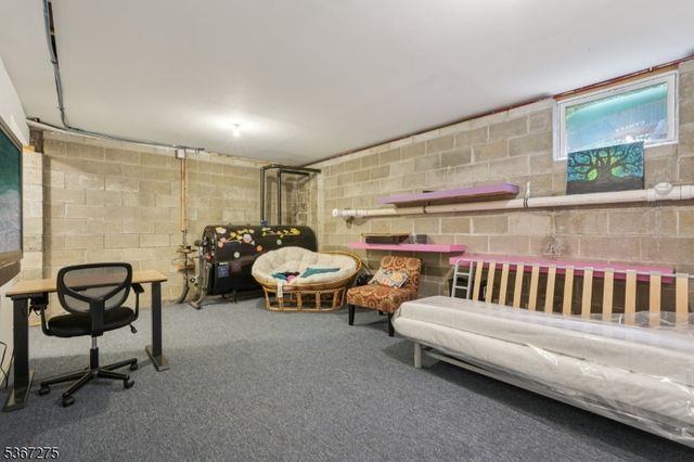 16 Barney St, Randolph Twp., NJ 07869