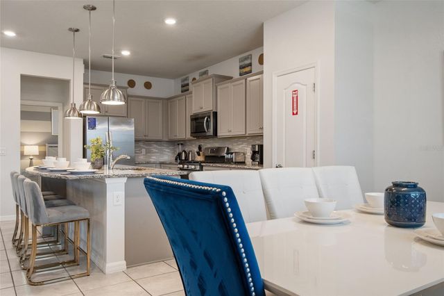 7364 OAKMOSS LOOP, Davenport, FL 33837