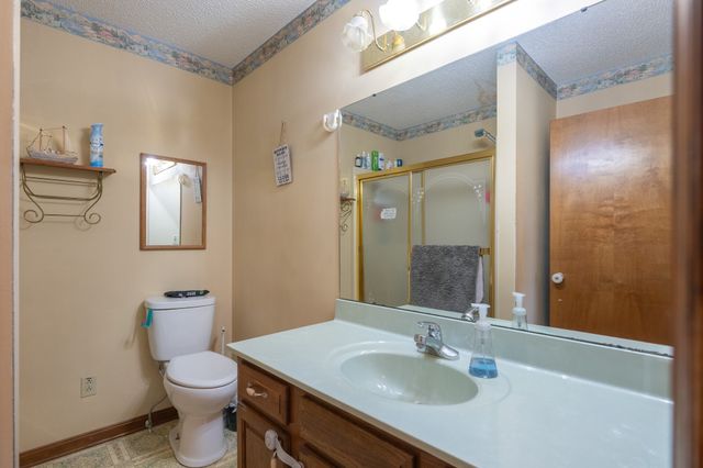 48 Old Pump Station Rd, Linden, TN 37096