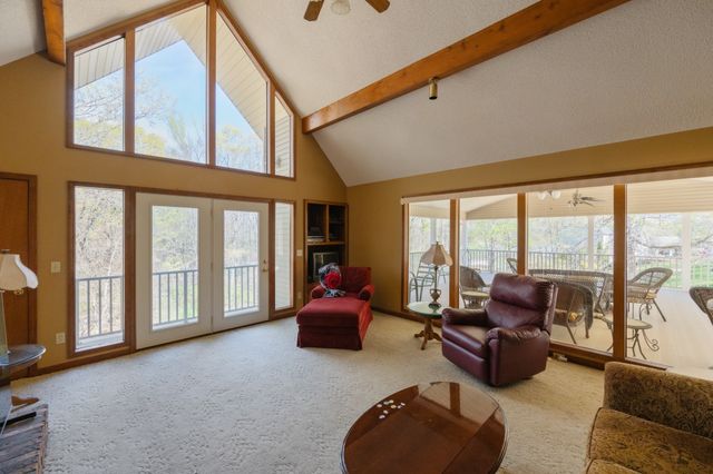 48 Old Pump Station Rd, Linden, TN 37096