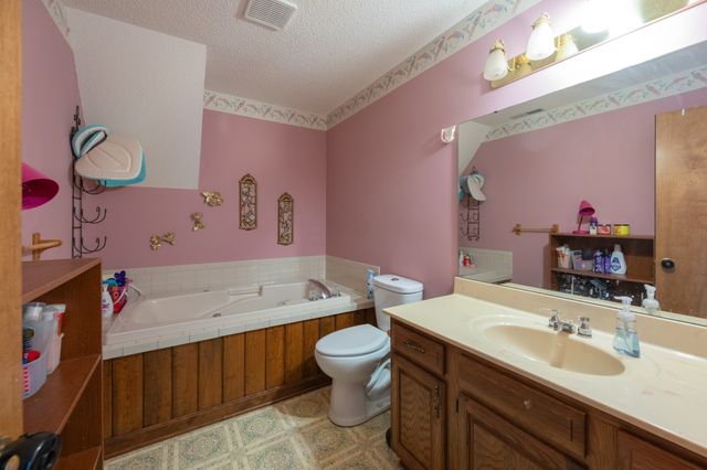 48 Old Pump Station Rd, Linden, TN 37096